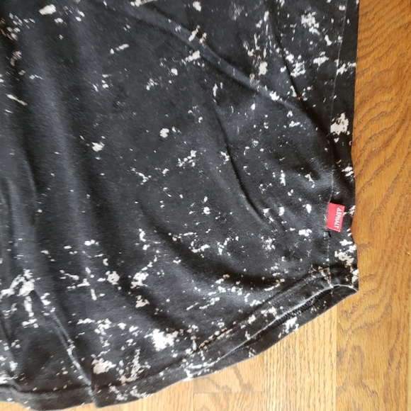 Shirt - Picture 3 of 4